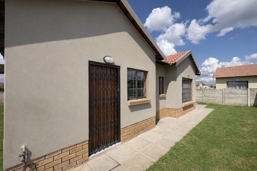 3 Bedroom Property for Sale in Waterkloof East North West